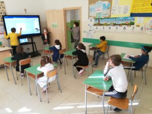 Scuola Primaria di Pigna - lezione