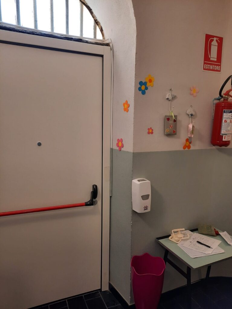 Ingresso scuola Infanzia e Primaria Isolabona